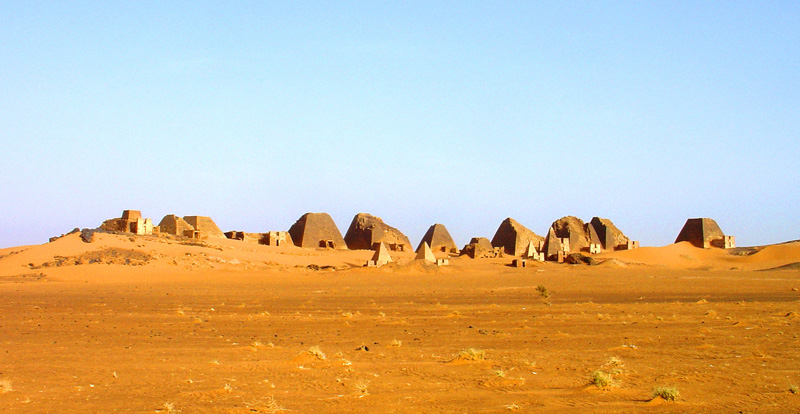 Bajarawiya pyramids distance