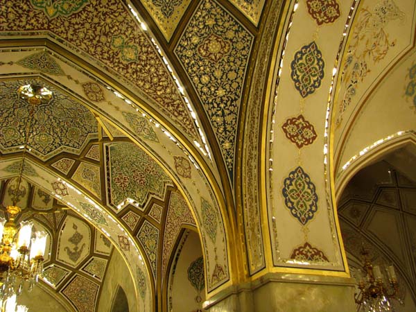 088_Damascus_Sayyida_Ruqayya_Mosque_close-up_by_Peter_Bennett_IMG_3650