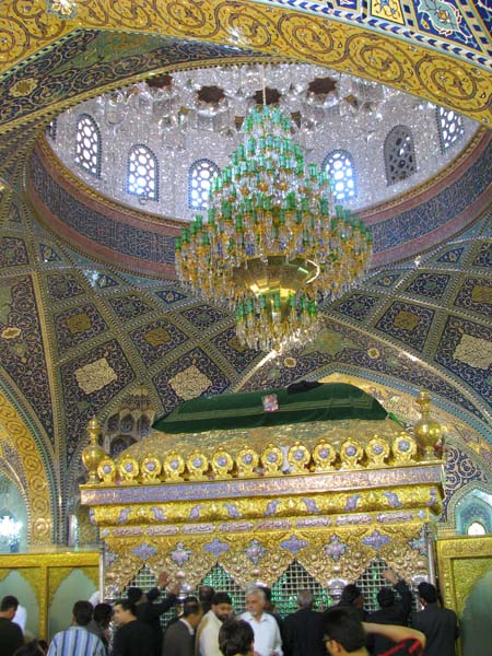 089_Damascus_Sayyida_Ruqayya_Mosque_shrine_by_Peter_Bennett_IMG_3652
